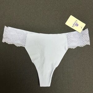 ✨ NWT b.tempt’d by Wacoal Lace Thong Panty – Light Blue ✨